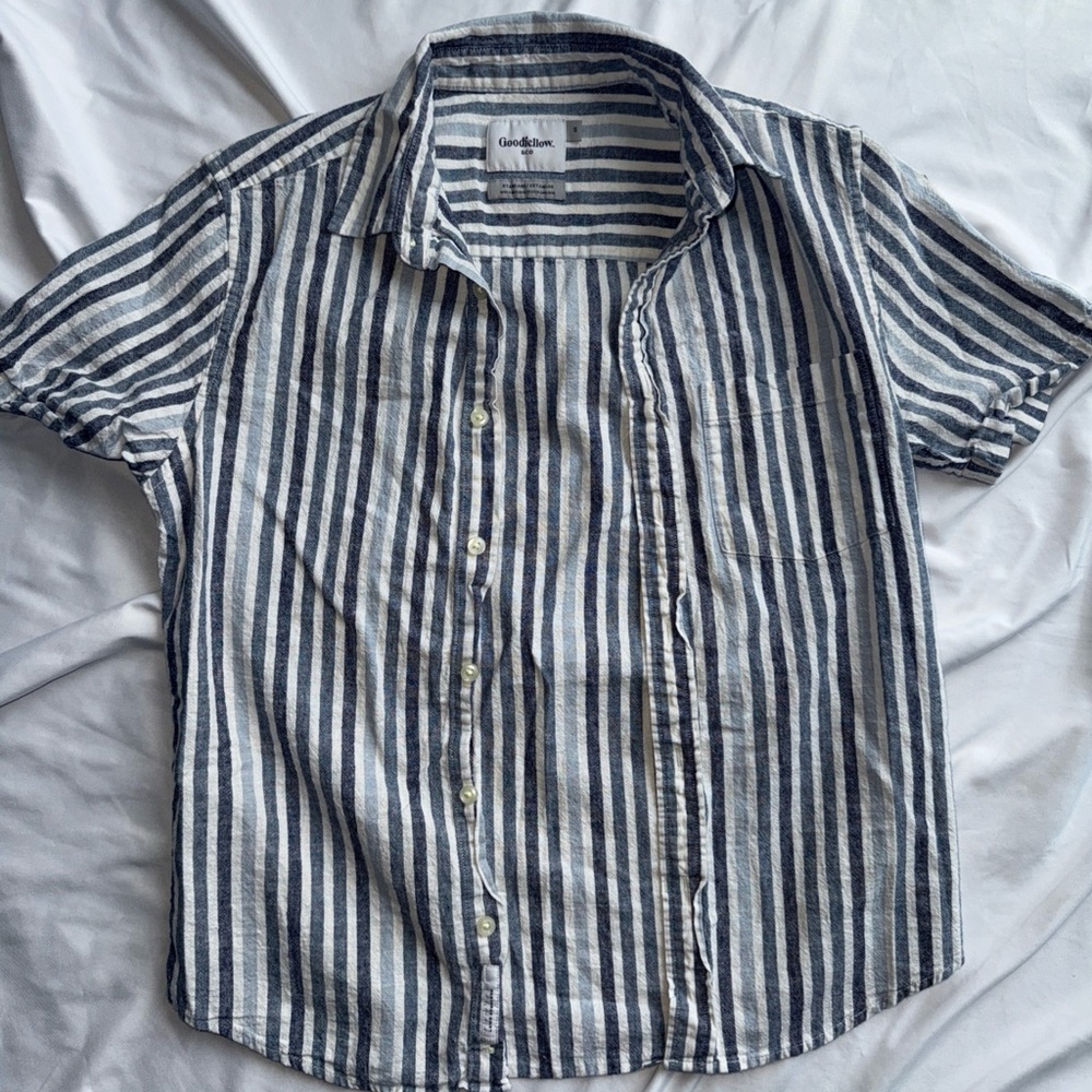 Goodfellow & Co Men's Navy and White Striped Shirt